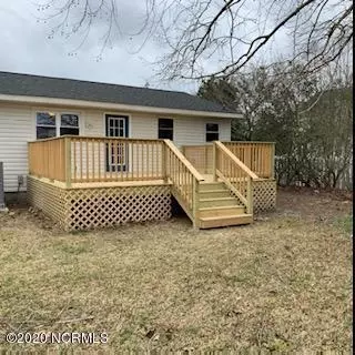 118 Perrytown Loop Rd, New Bern, NC 28560 photo 3