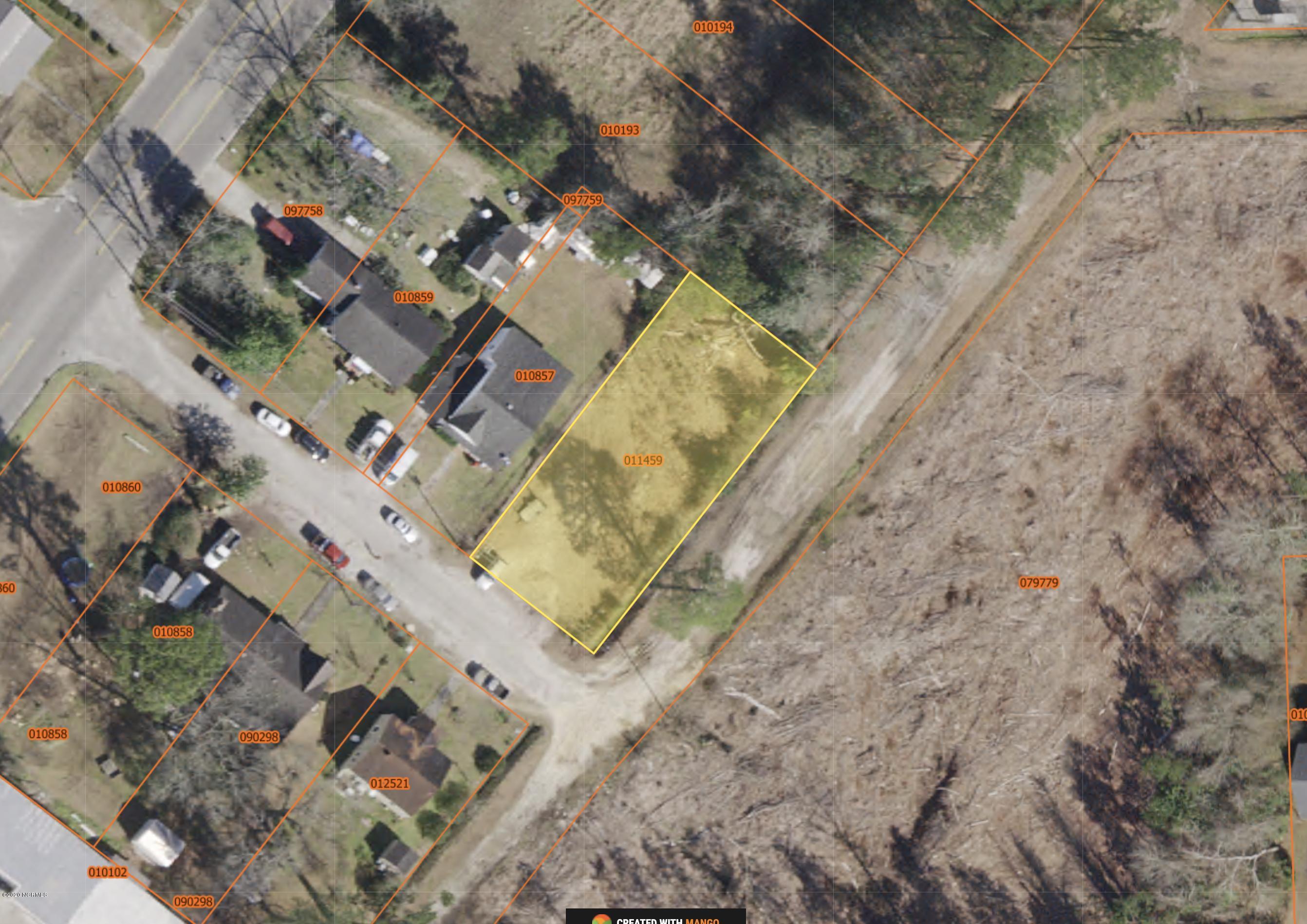 100 Woodrow St, Tabor City, NC 28463 For Sale MLS 100206267 Movoto