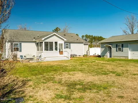 101 Jonathan Ln, Oriental, NC 28571 photo 4