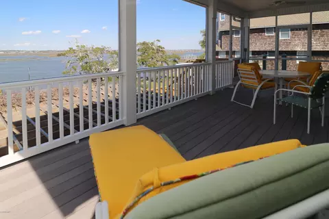 422 Cape Emerald Loop, Emerald Isle, NC 28594 photo 4