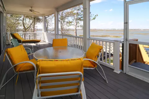 422 Cape Emerald Loop, Emerald Isle, NC 28594 photo 3