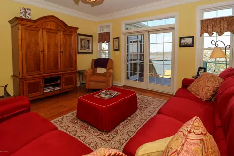 422 Cape Emerald Loop, Emerald Isle, NC 28594 photo 18