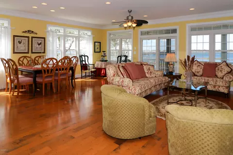 422 Cape Emerald Loop, Emerald Isle, NC 28594 photo 11