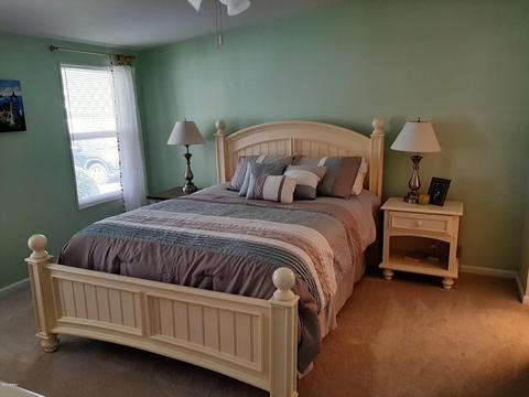 813 Mast Ct, Hampstead, NC 28443 photo 3