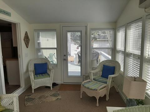 813 Mast Ct, Hampstead, NC 28443 photo 2