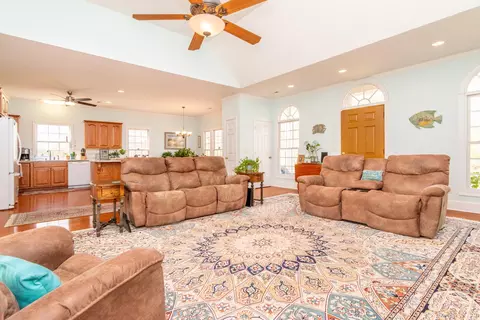 129 Bay Point Rd, Chocowinity, NC 27817 photo 5