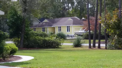 556 Button Bush Ln, Hampstead, NC 28443 photo 2