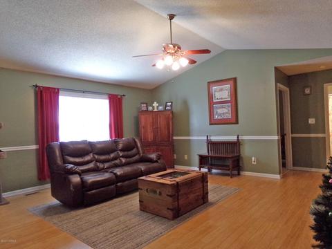 509 Maize Ct, Hubert, NC 28539 photo 8