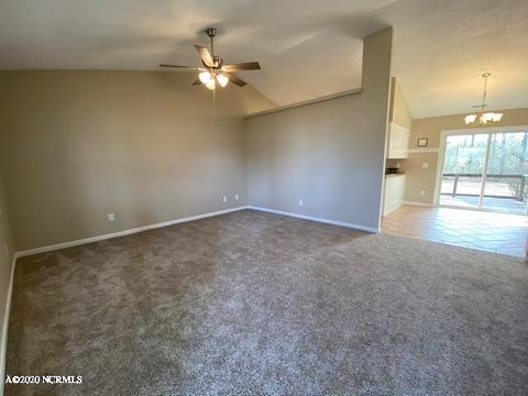104 Curry Ct, Hubert, NC 28539 photo 5