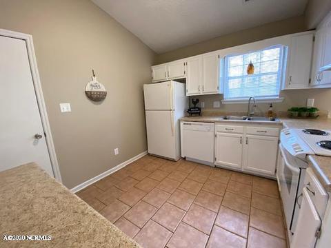 104 Curry Ct, Hubert, NC 28539 photo 11