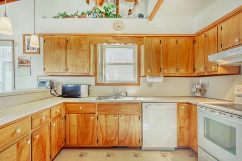 1718 E Main St, Sunset Beach, NC 28468 photo 5