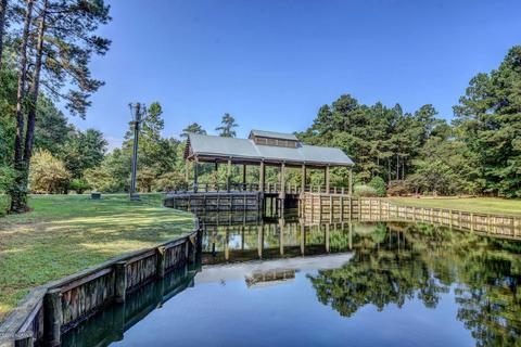 176 Long Leaf Dr, Wallace, NC 28466 photo 2