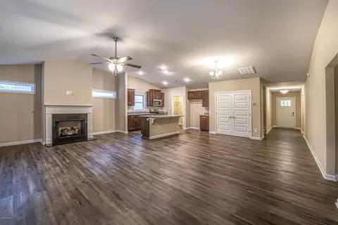 141 Grantham Pl, New Bern, NC 28560 photo 2