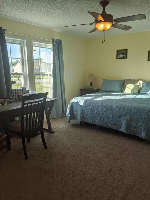 302 Chickory Ct, Stella, NC 28582 photo 10