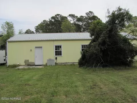 526 Hickory Point Rd, Hampstead, NC 28443 photo 12