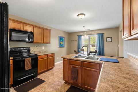 316 Trappers Rd, Hubert, NC 28539 photo 4