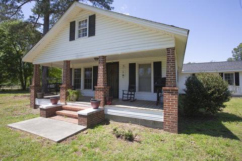 435 Doctors Creek Rd, Willard, NC 28478 photo 1