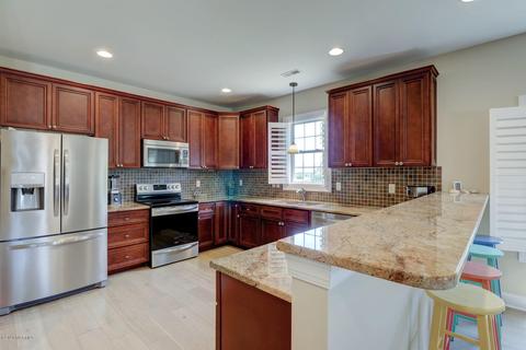 1017 Highlands Dr, Hampstead, NC 28443 photo 8
