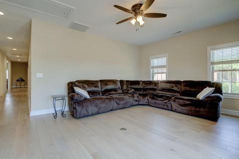1017 Highlands Dr, Hampstead, NC 28443 photo 18