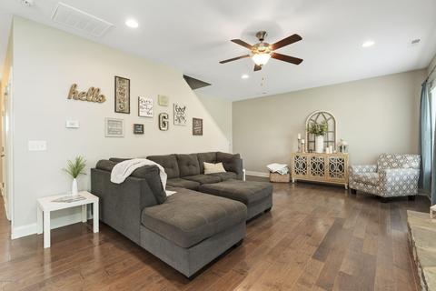 160 Bounty Ct, Hampstead, NC 28443 photo 4