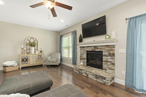 160 Bounty Ct, Hampstead, NC 28443 photo 5