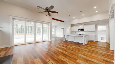 758 Crown Pointe Dr, Hampstead, NC 28443 photo 6