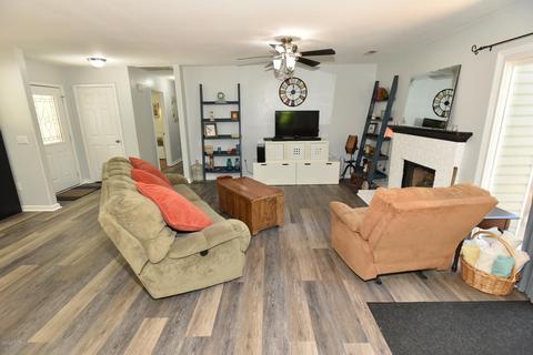 122 Pine Needle Dr, Hubert, NC 28539 photo 7