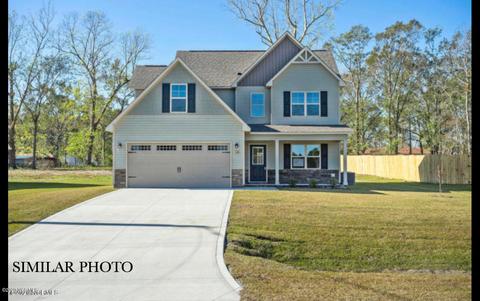 404 Isabel Ct, Hubert, NC 28539 photo 2