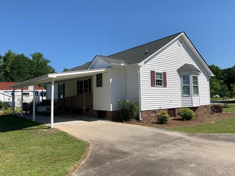 405 Cedar St, Washington, NC 27889 photo 4