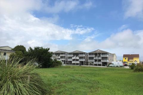 427 28th St, Sunset Beach, NC 28468 photo 1