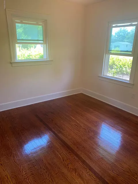 111 Taylor Heights St, Hookerton, NC 28538 photo 6