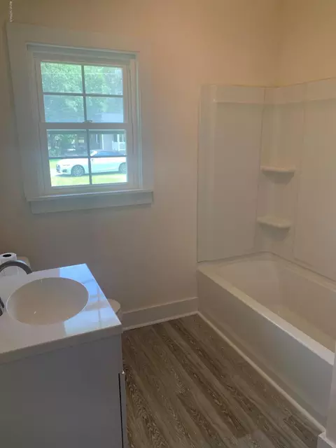 111 Taylor Heights St, Hookerton, NC 28538 photo 3