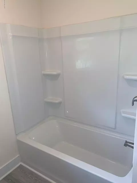 111 Taylor Heights St, Hookerton, NC 28538 photo 5