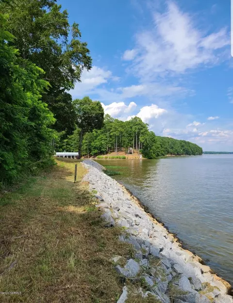 lot1 E 2 E Maple Pointe Dr, Littleton, NC 27850
