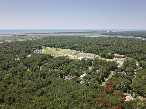 9162 W Bramshill Rd SW, Calabash, NC 28467