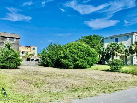 411 17th St, Sunset Beach, NC 28468 photo 1