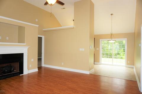 424 Satterfield Dr, New Bern, NC 28560 photo 8