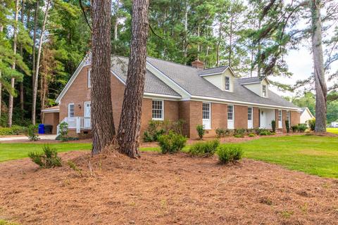 502 E Powell St, Clinton, NC 28328 photo 2