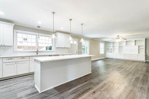 502 E Powell St, Clinton, NC 28328 photo 10