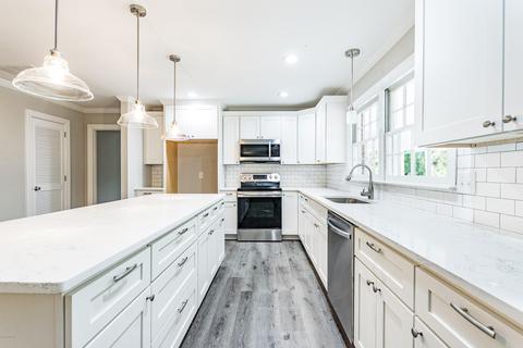 502 E Powell St, Clinton, NC 28328 photo 8