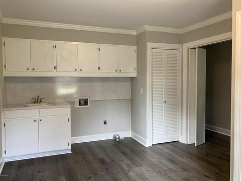 502 E Powell St, Clinton, NC 28328 photo 27
