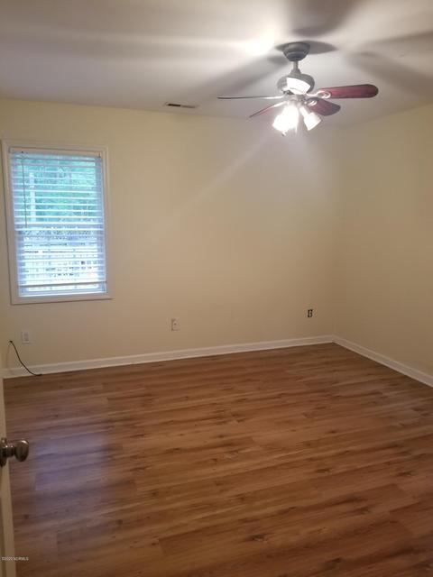 205 Britton Ln, Hubert, NC 28539 photo 10