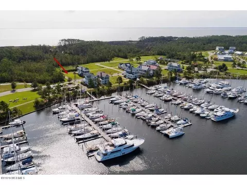 374 E Harborside Rd, Oriental, NC 28571 photo 8