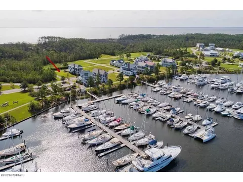 374 E Harborside Rd, Oriental, NC 28571 photo 7