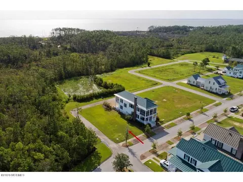 374 E Harborside Rd, Oriental, NC 28571 photo 4