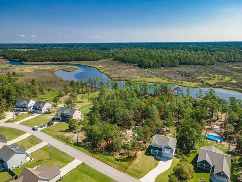 260 E Ivybridge Dr, Hubert, NC 28539 photo 2