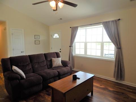 700 Covington Ct, Hubert, NC 28539 photo 10