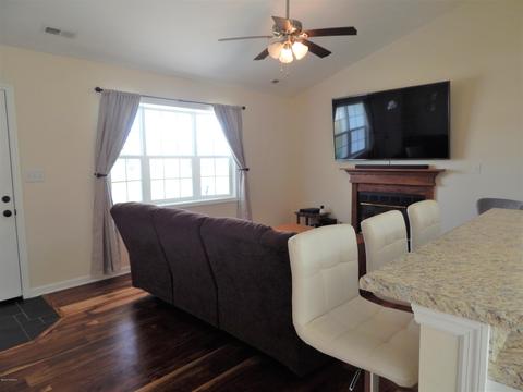 700 Covington Ct, Hubert, NC 28539 photo 8