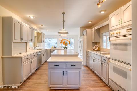 640 Captain Beam Blvd, Hampstead, NC 28443 photo 17