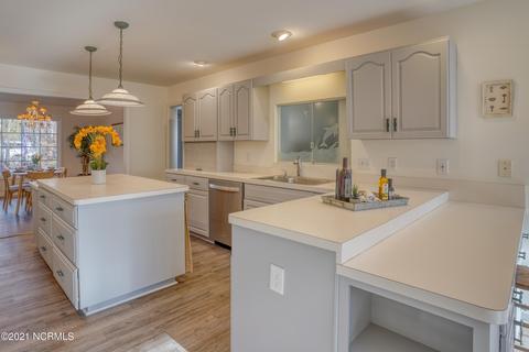 640 Captain Beam Blvd, Hampstead, NC 28443 photo 14